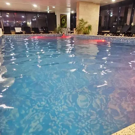 Bell Marina Pool & * Năvodari